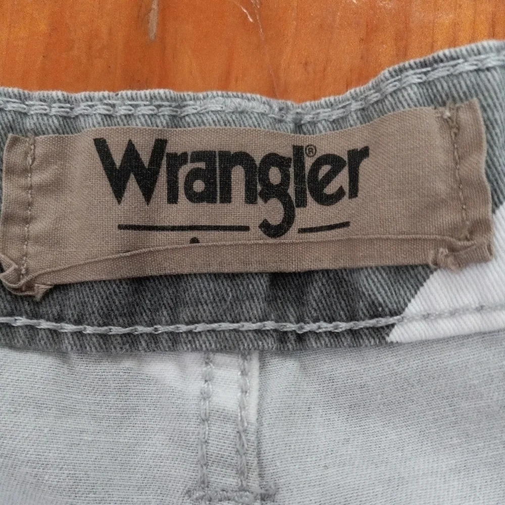 Wrangler Shorts Mens 44 Green Camo Camouflage Cargo Outdoor Cotton